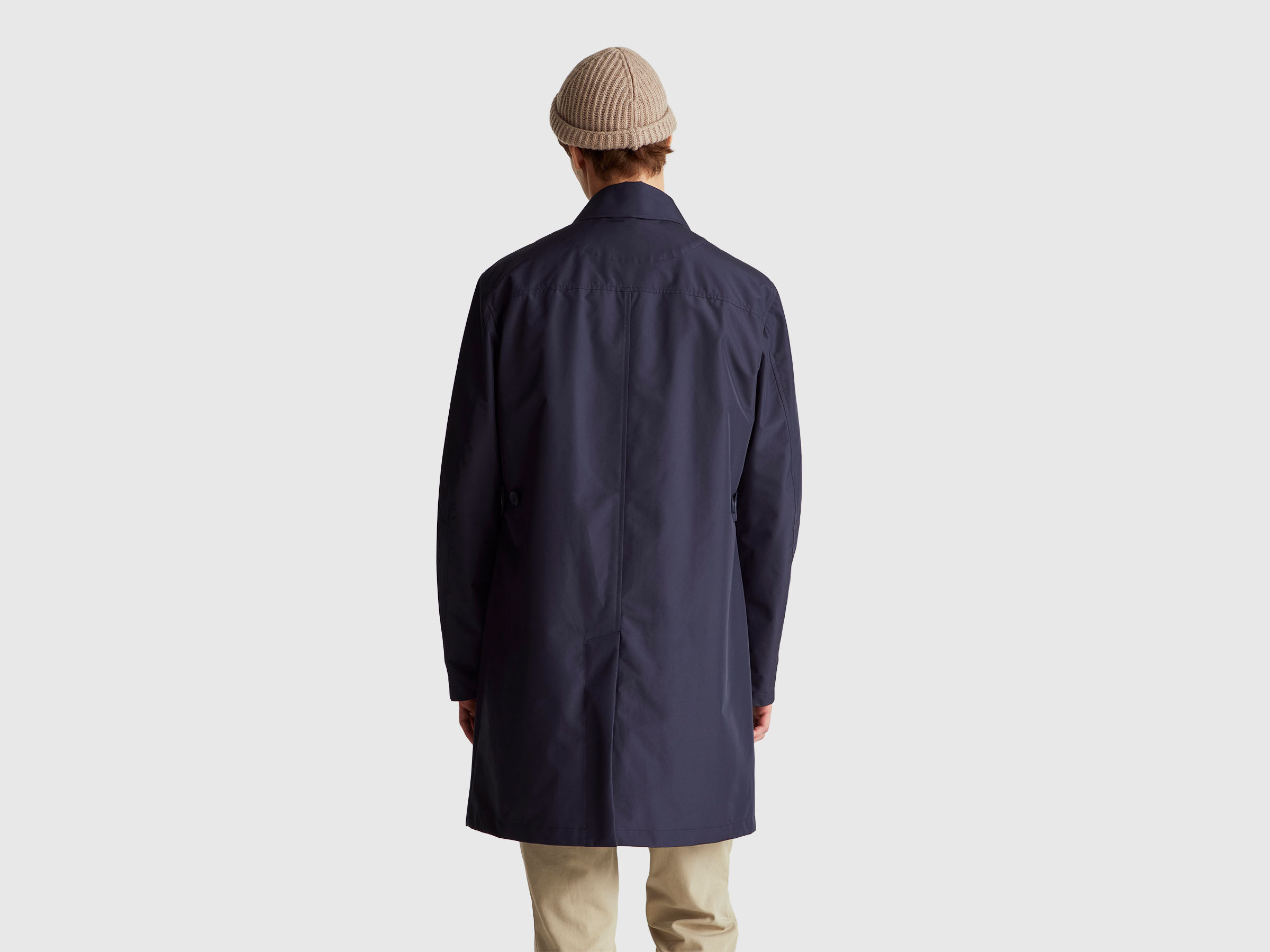 RAINCOAT Men image number 2